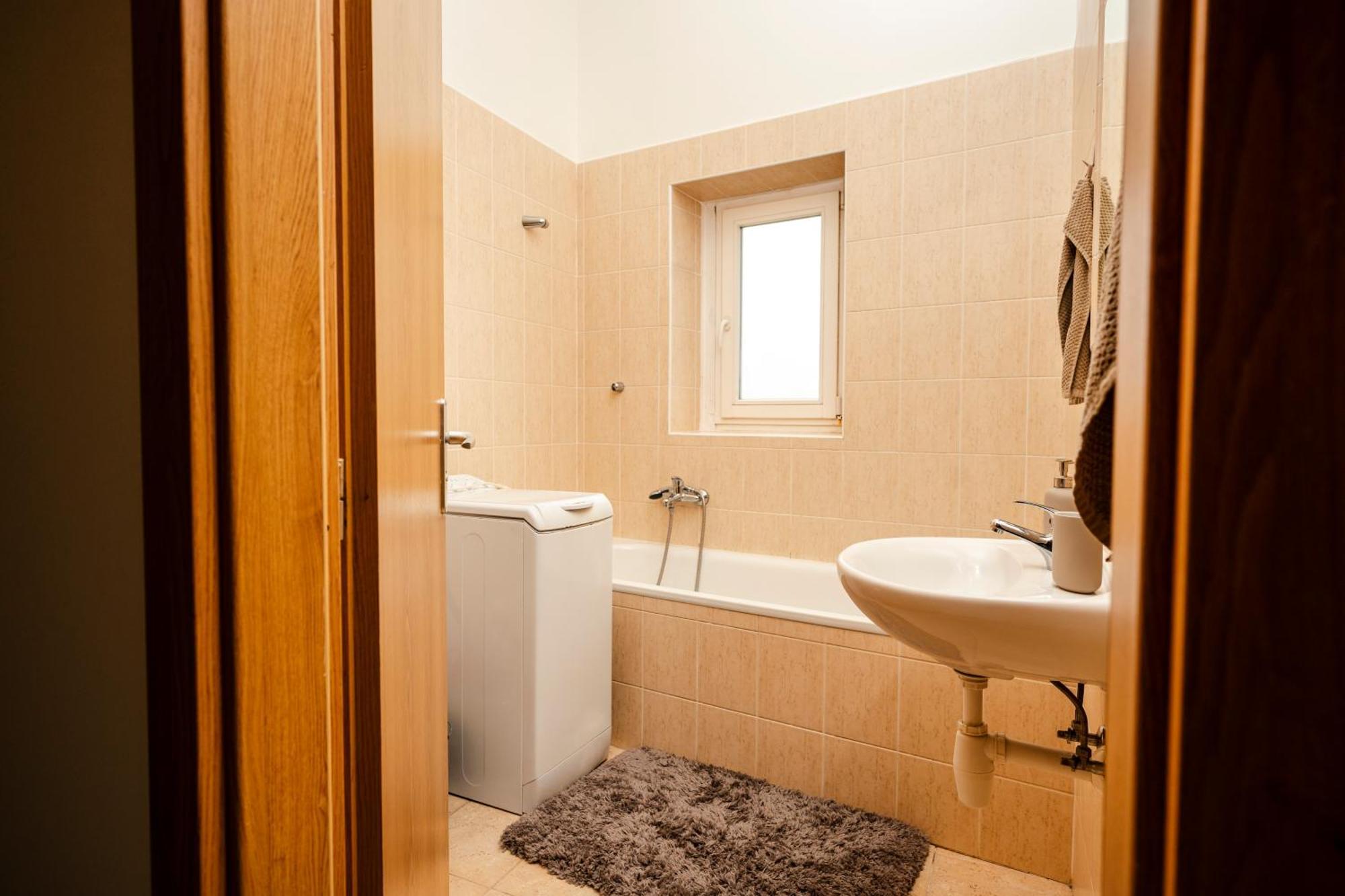 Apartman Namesti Frantiska Krizika Tábor Εξωτερικό φωτογραφία